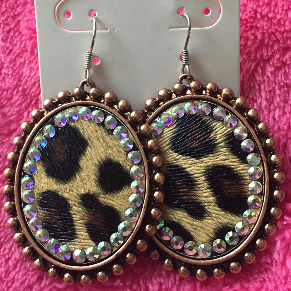 Leopard Print Earrings 😍